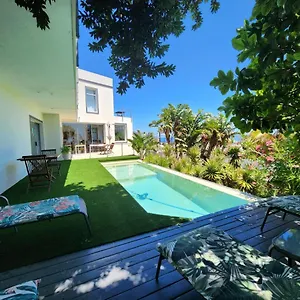 Guest house Finchley In Camps Bay